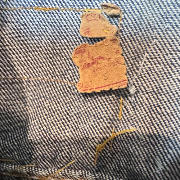 Vintage Boys Jean Denim Jacket with Patches, Levi's. Size Small - Picture 11 of 14